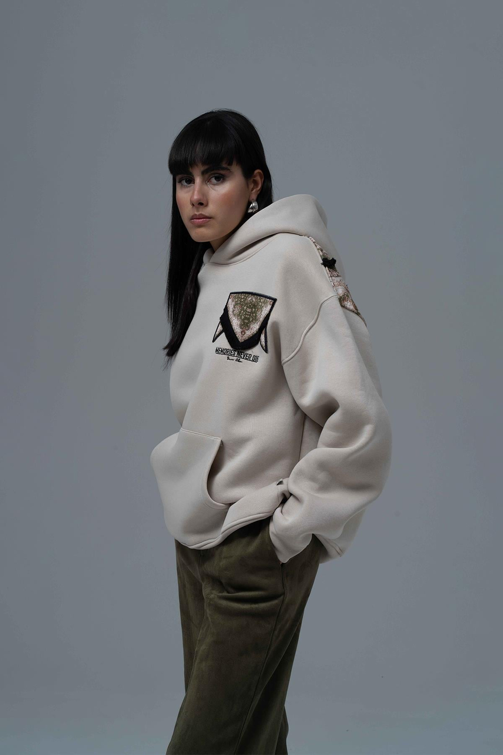 Memories Never Die Oversize Sweatshirt Kadın Stone