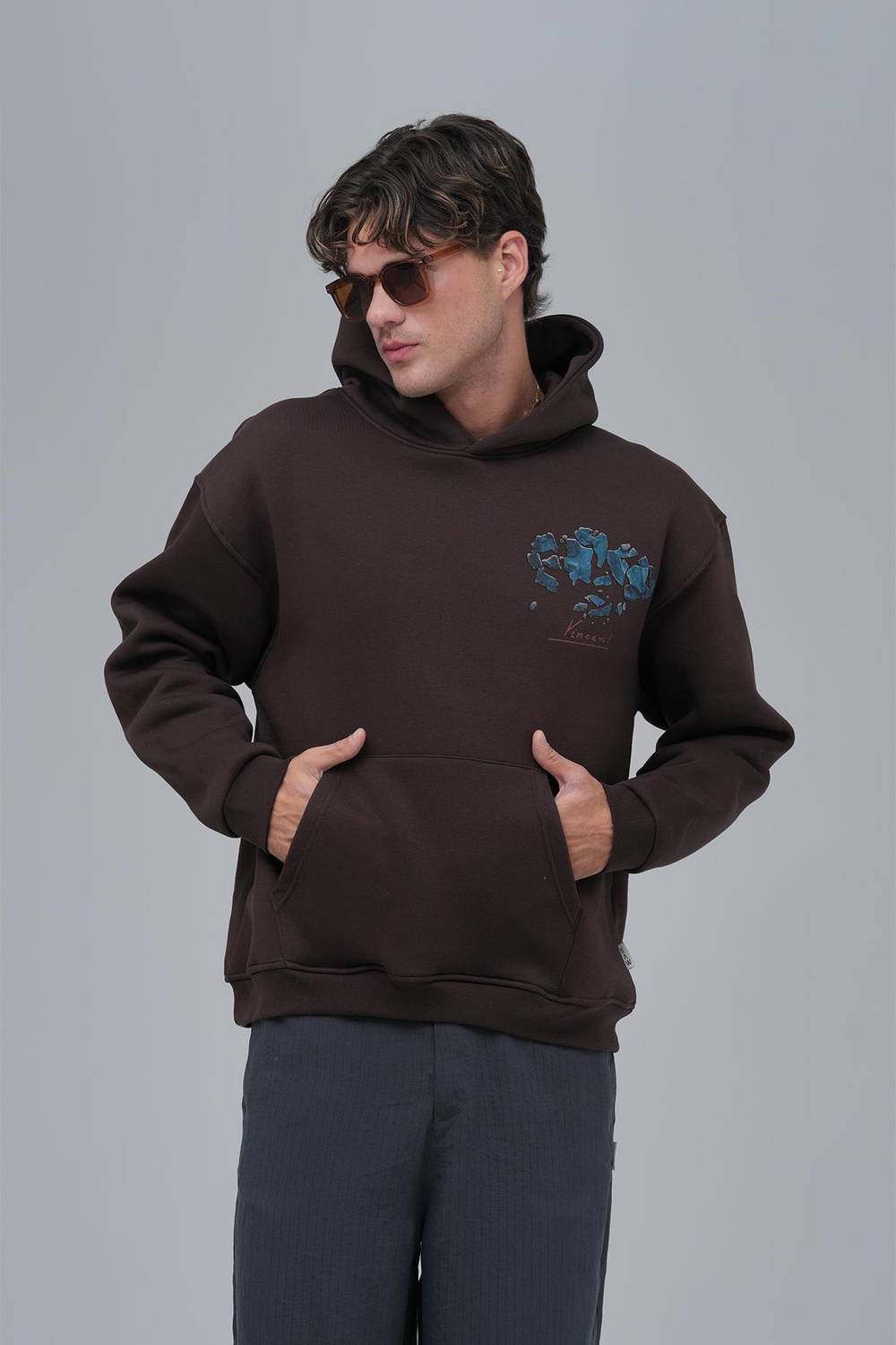 Mosaic Portrait Oversize Sweatshirt Erkek Kahverengi