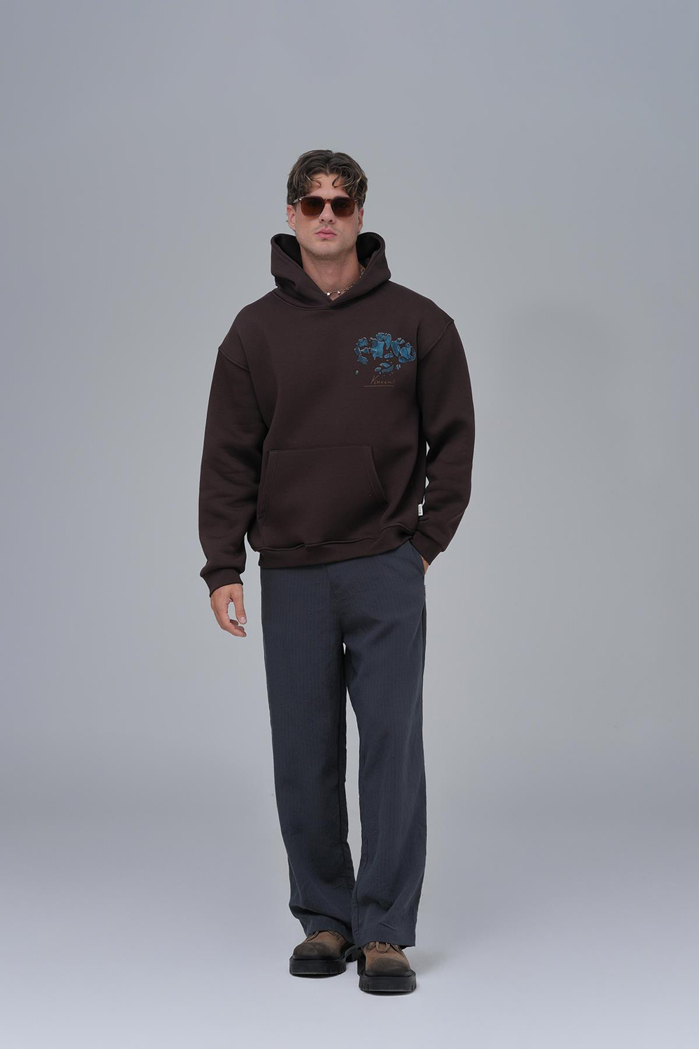 Mosaic Portrait Oversize Sweatshirt Erkek Kahverengi