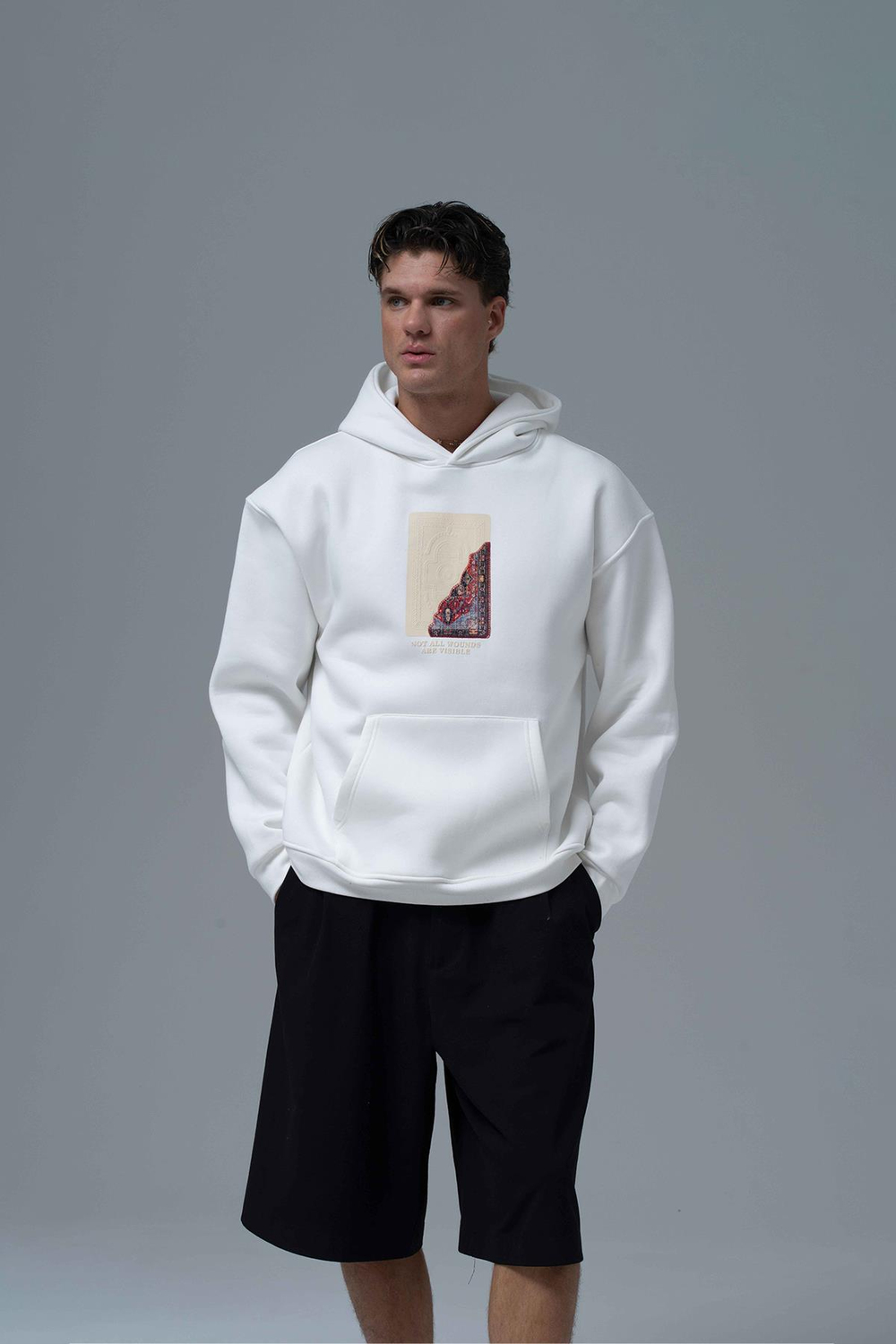 Not All Wounds Are Visible Oversize Sweatshirt Erkek Ekru