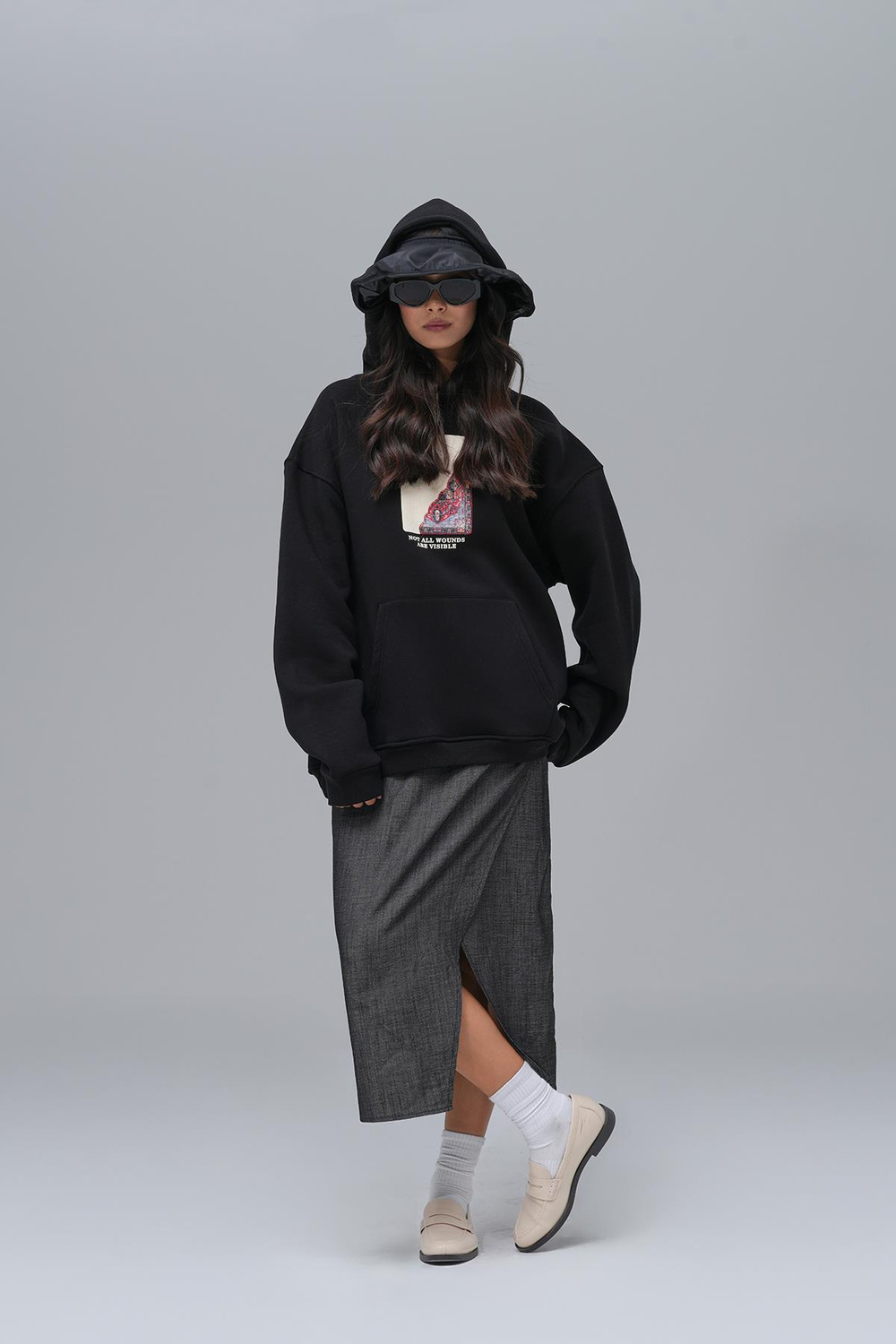 Not All Wounds Are Visible Oversize Sweatshirt Kadın Siyah