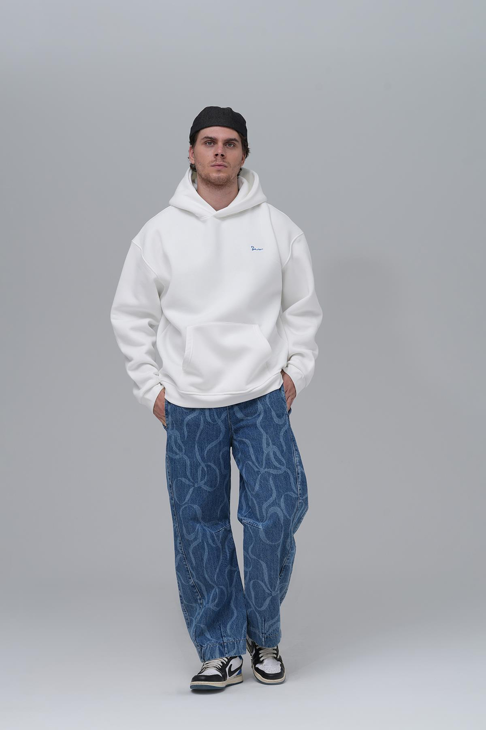 The Story Of Layers Oversized Sweatshirt Off White