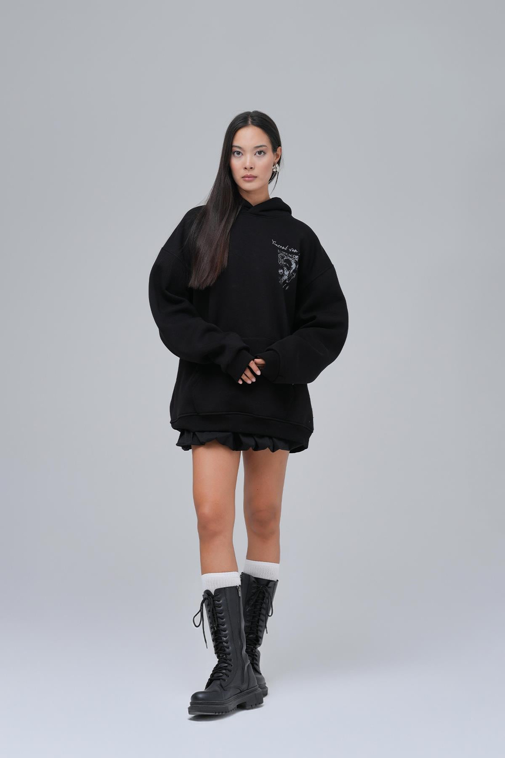 Van Gogh Threads Oversize Sweatshirt Kadın Siyah