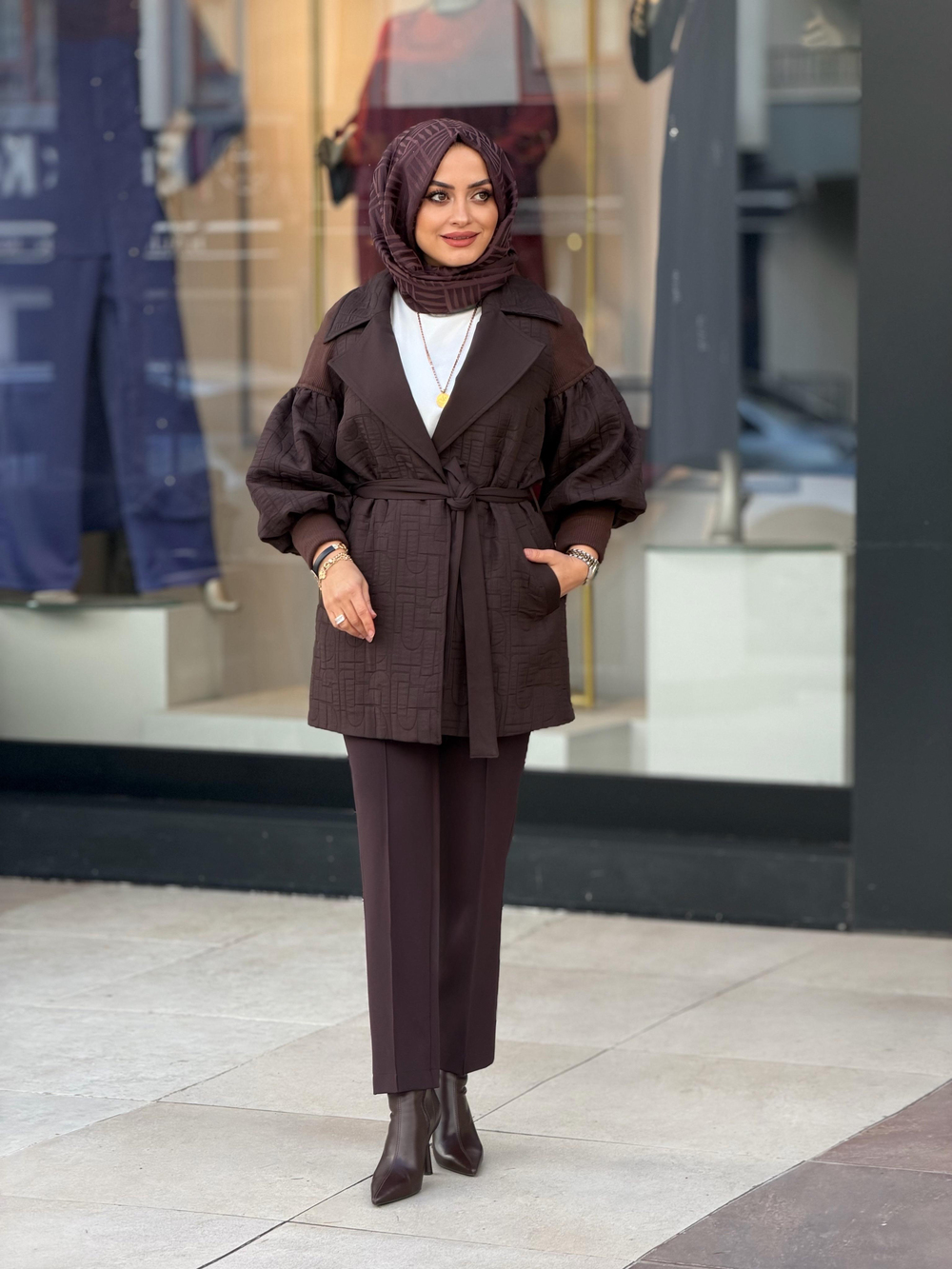 KAPİTONE KAP MODEL