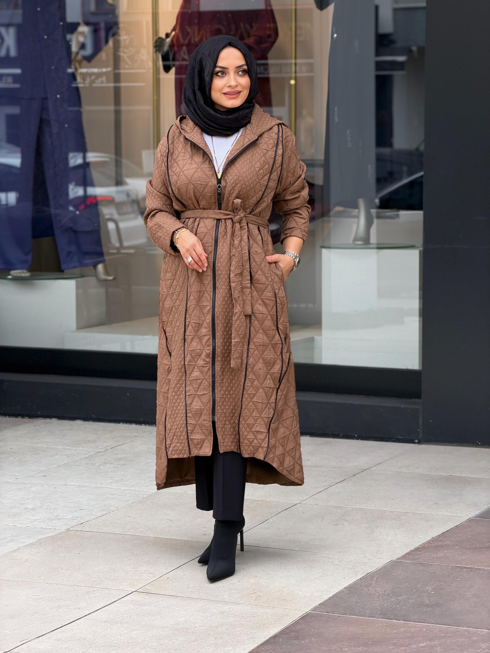 KAPİTONE MODEL KABAN
