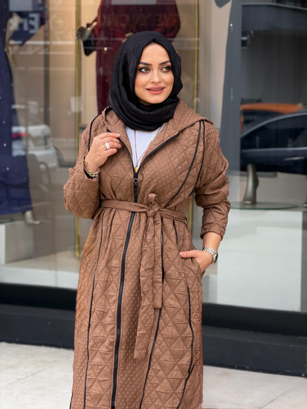 KAPİTONE MODEL KABAN