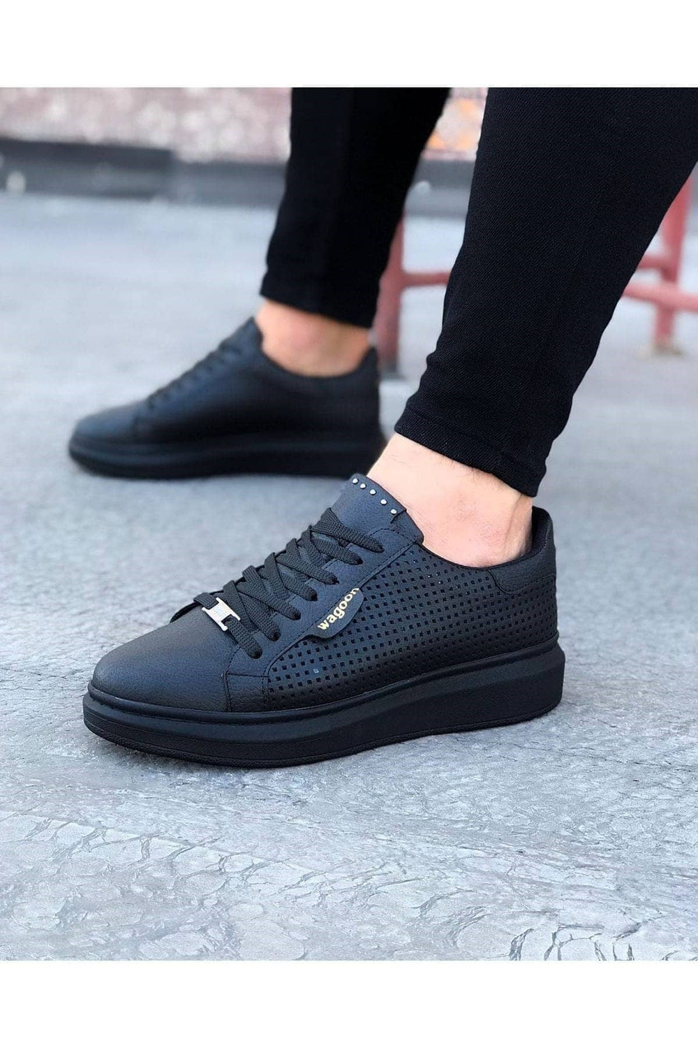 JY01 Bront Bağcıklı Cilt Delikli Erkek Günlük Sneaker Ayakkabı CST Siyah