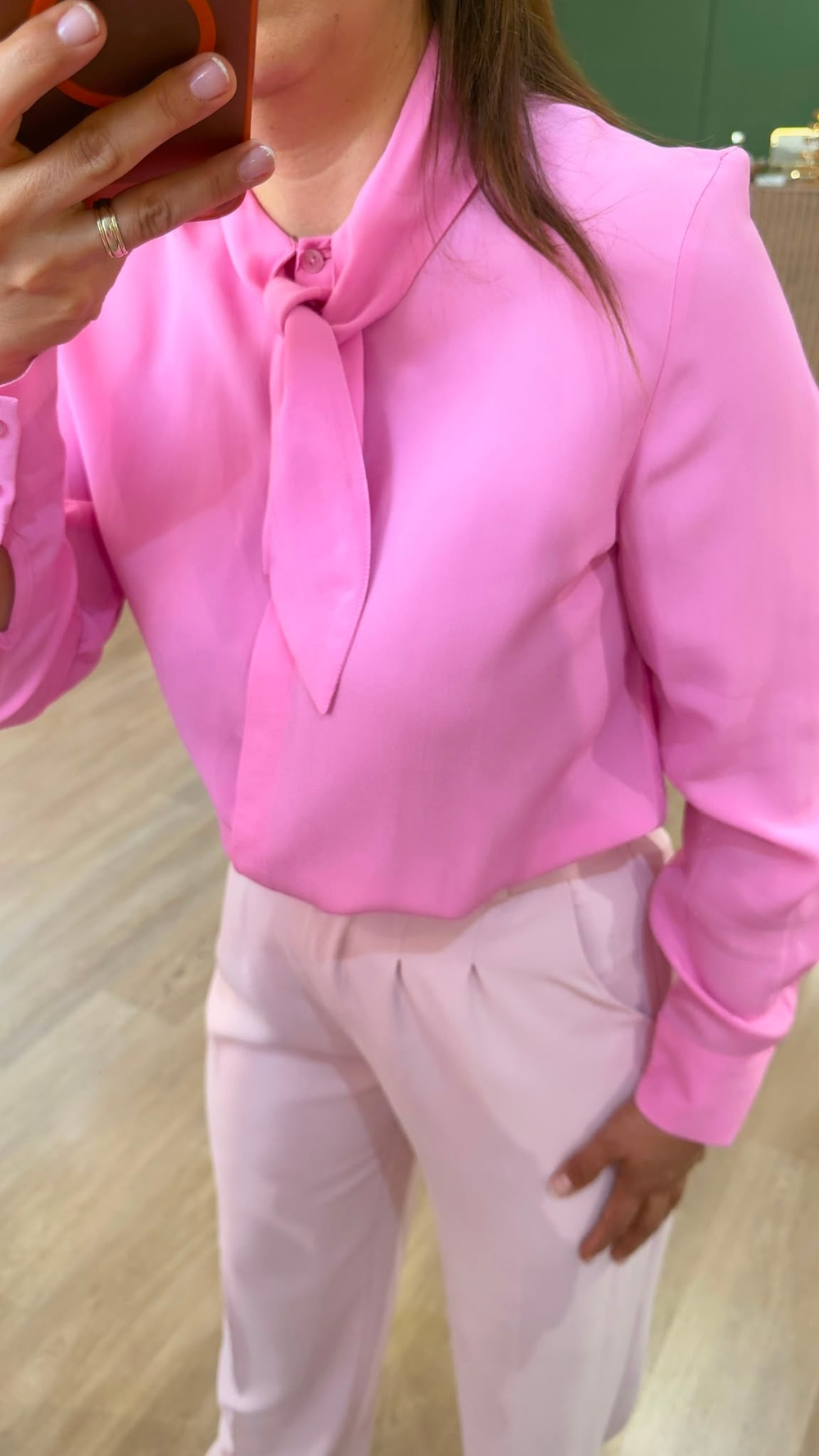 Fular Yaka Detaylı Gömlek Pembe