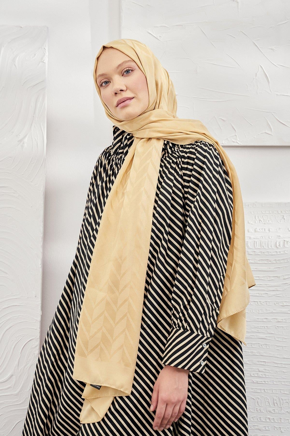 Armanda Jakarlı Şal - Zigzag Desenli - Dore