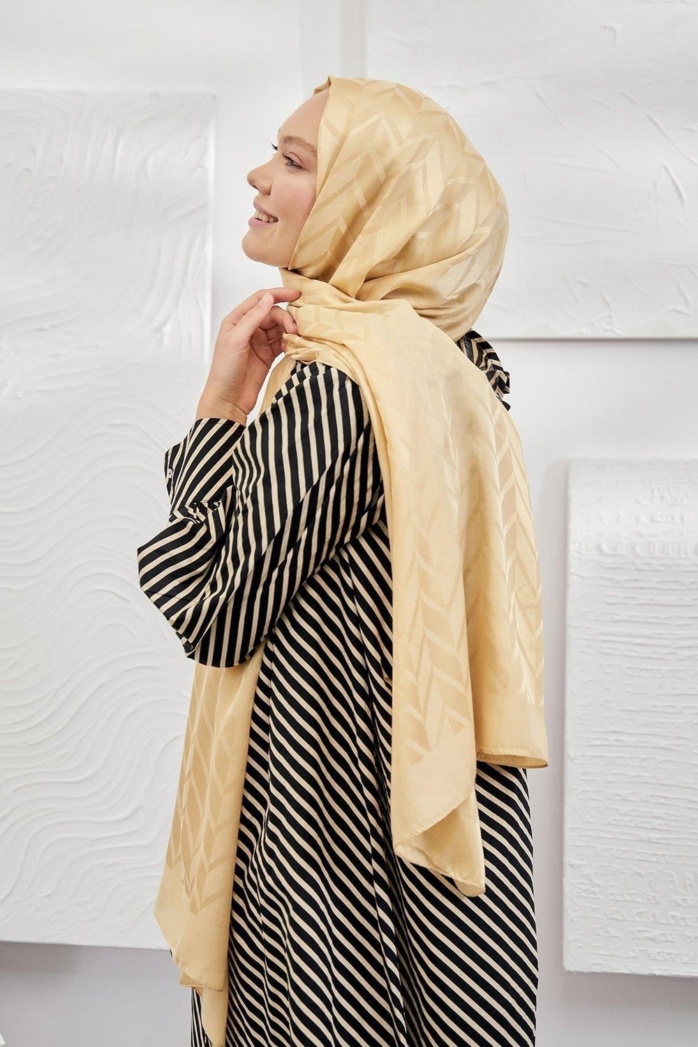 Armanda Jakarlı Şal - Zigzag Desenli - Dore
