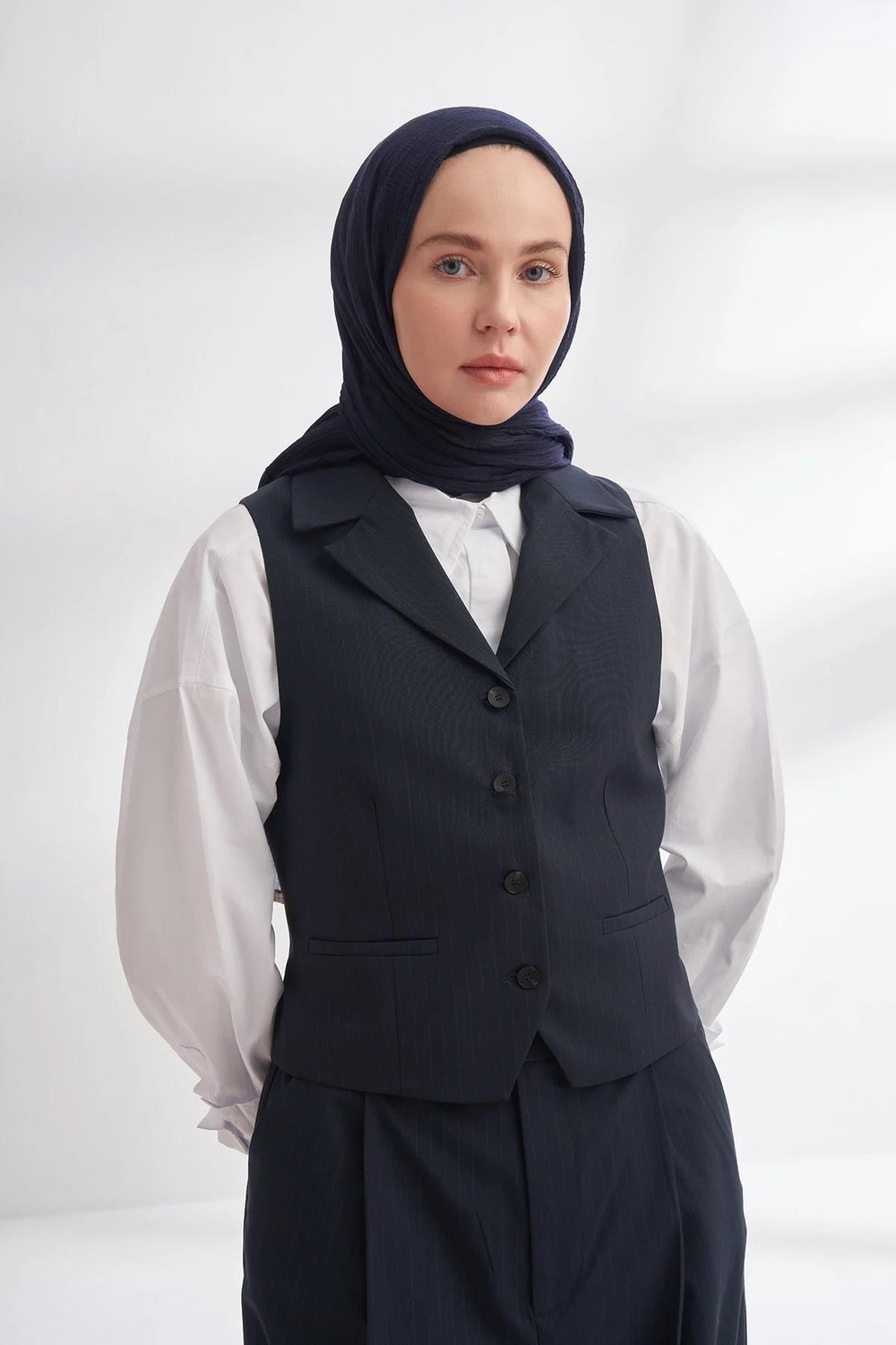 Armanda Müslin Biyeli Şal - Lacivert