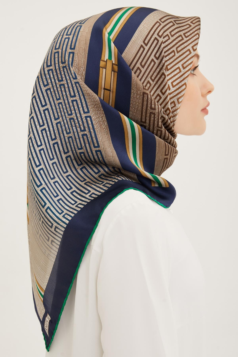 Armine İpek Eşarp 2023 Yaz 8930-38 Twill