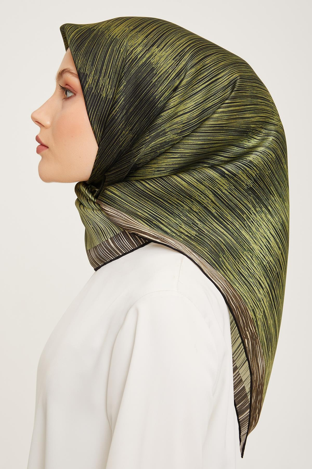 Armine İpek Eşarp 2024 Kış - 9005-35 Twill