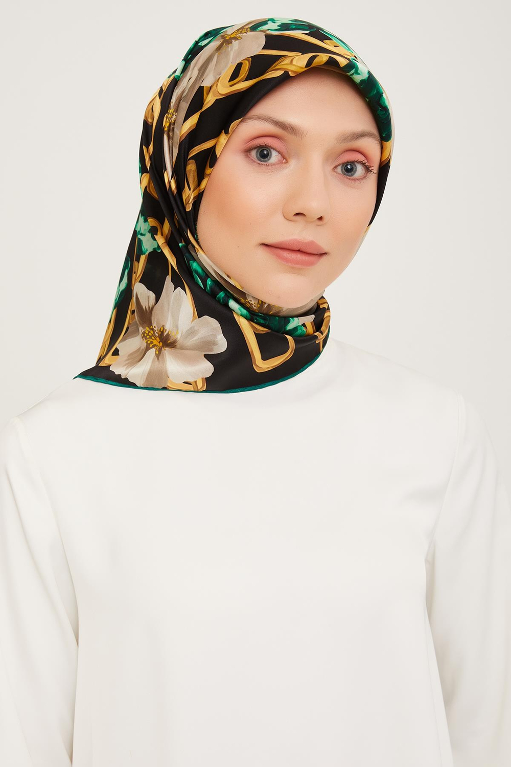 Armine İpek Eşarp 2024 Kış - 9034-01 Twill