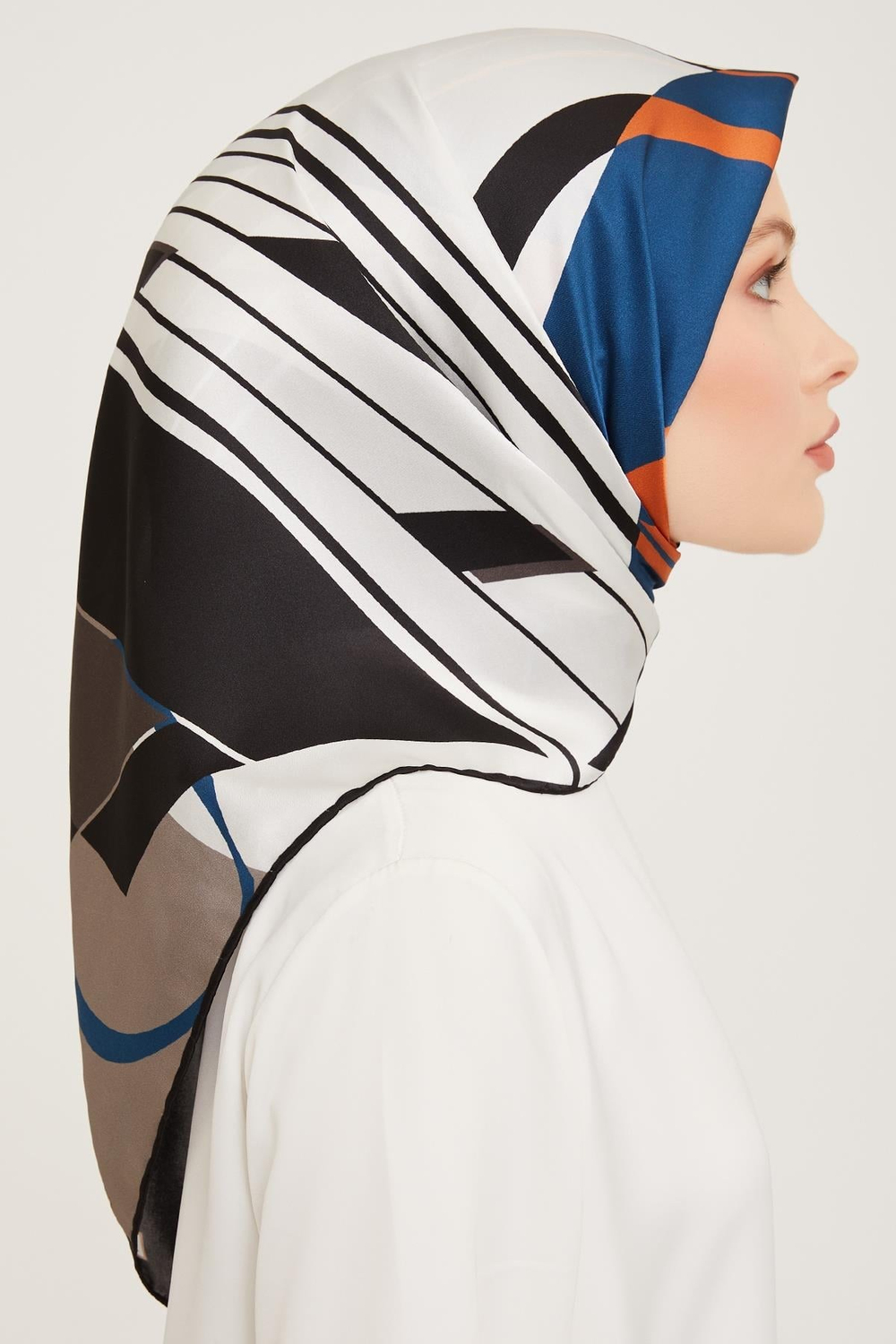 Armine İpek Eşarp 2024 Kış - 9050-57 Twill