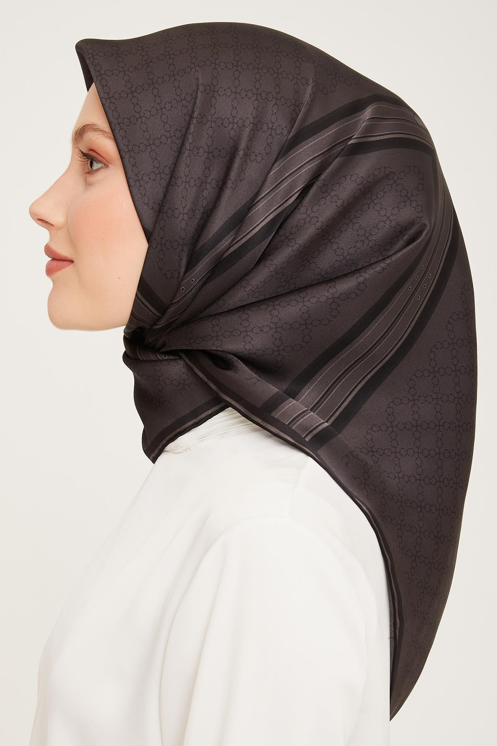 Armine İpek Eşarp 2024 Kış - 9054-57 Sura