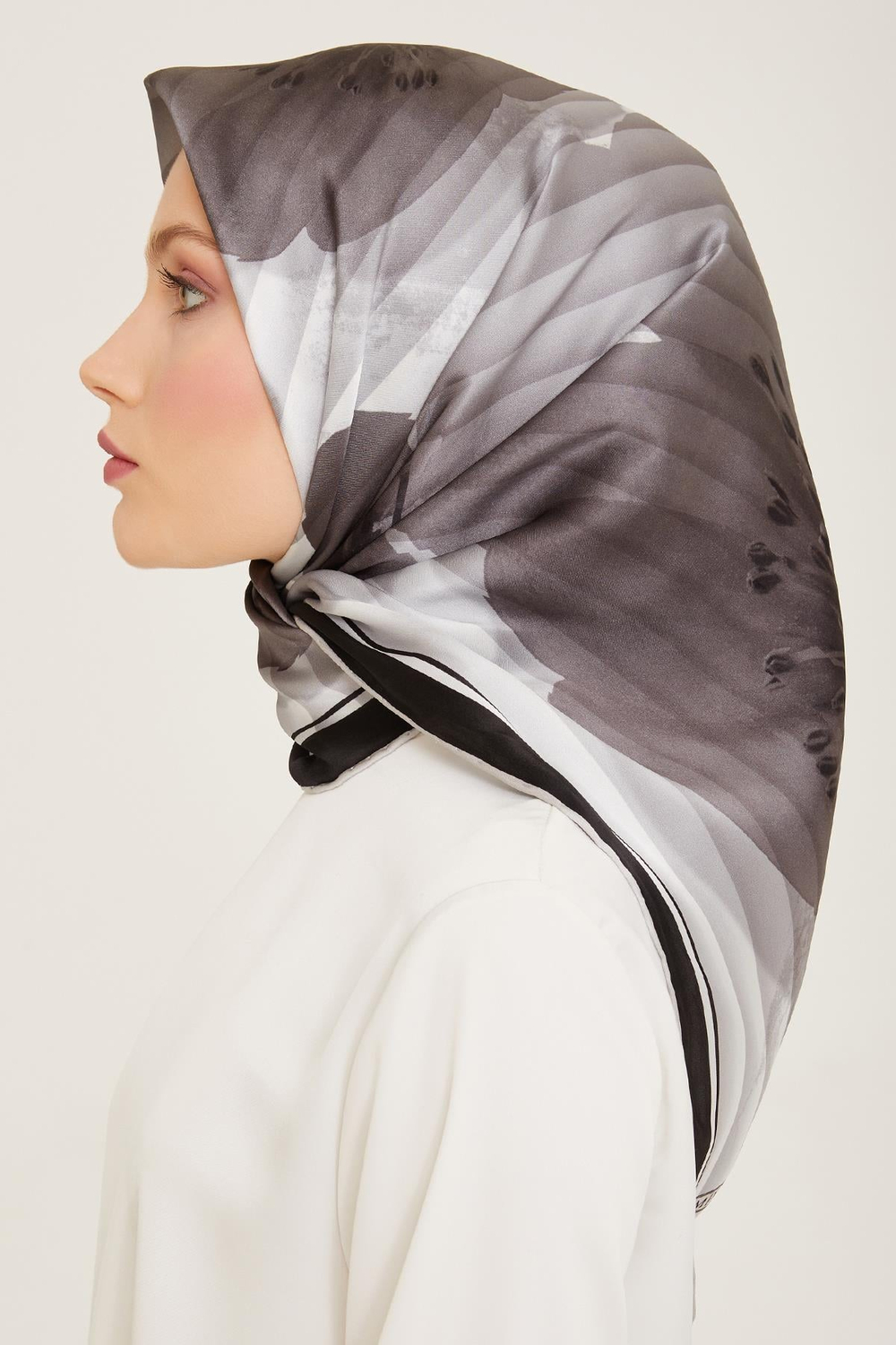 Armine İpek Eşarp 2024 Yaz - 9100-07 Twill