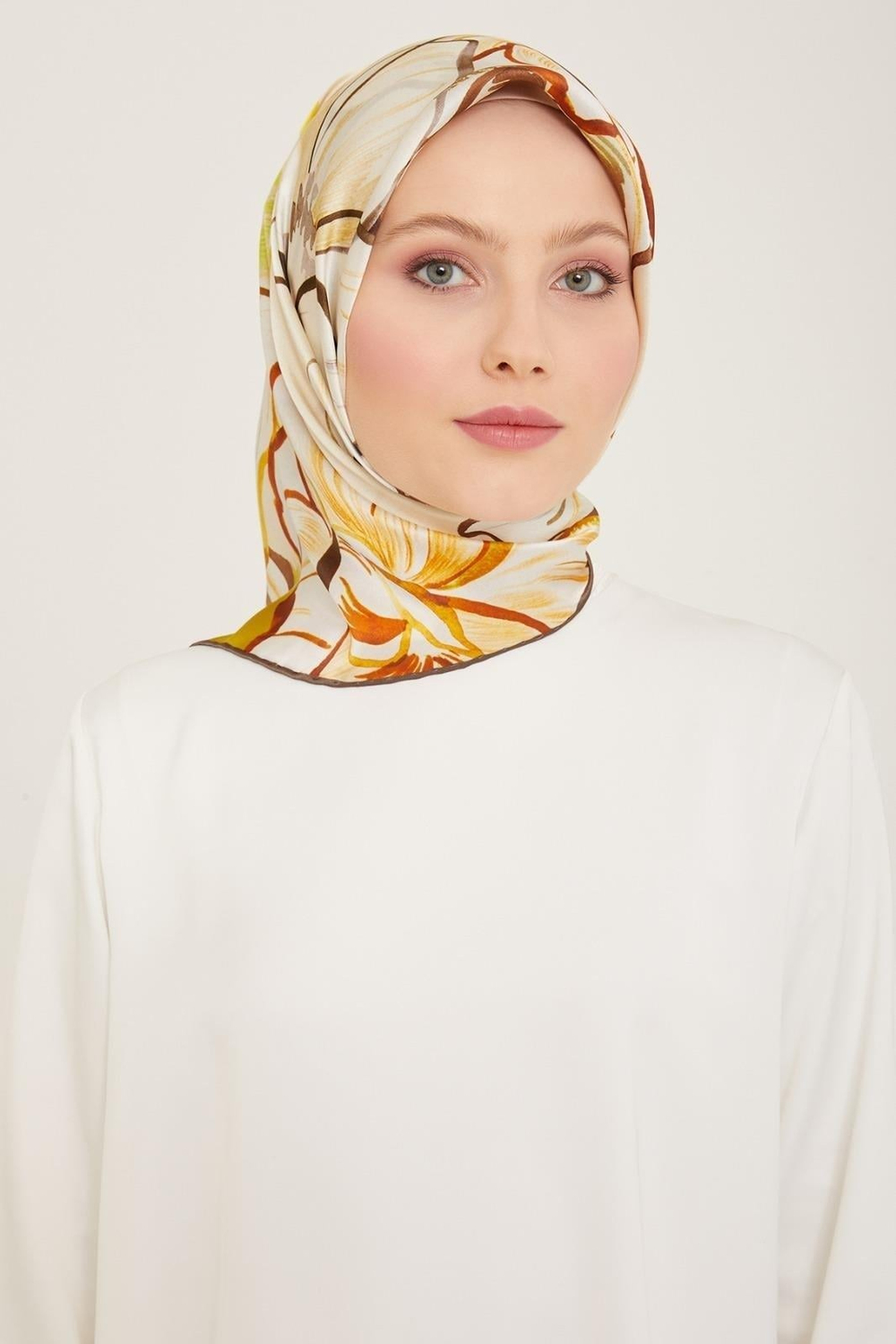 Armine İpek Eşarp 2024 Yaz - 9110-34 Yağ Yeşili Twill