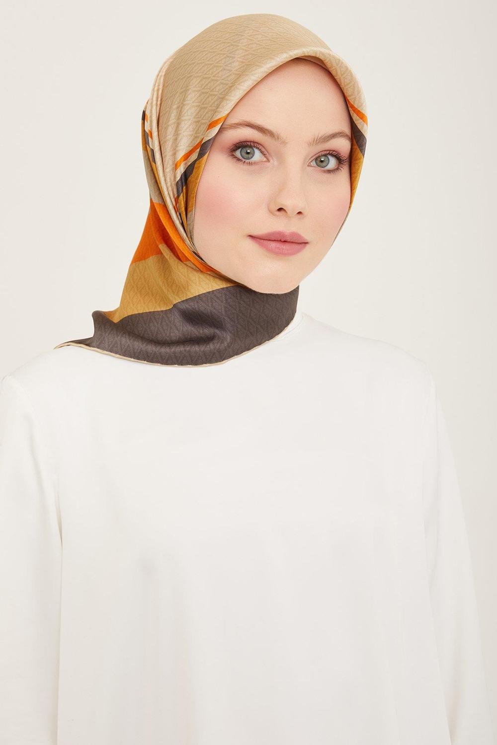 Armine İpek Eşarp 2024 Yaz - 9111-83 Füme Twill