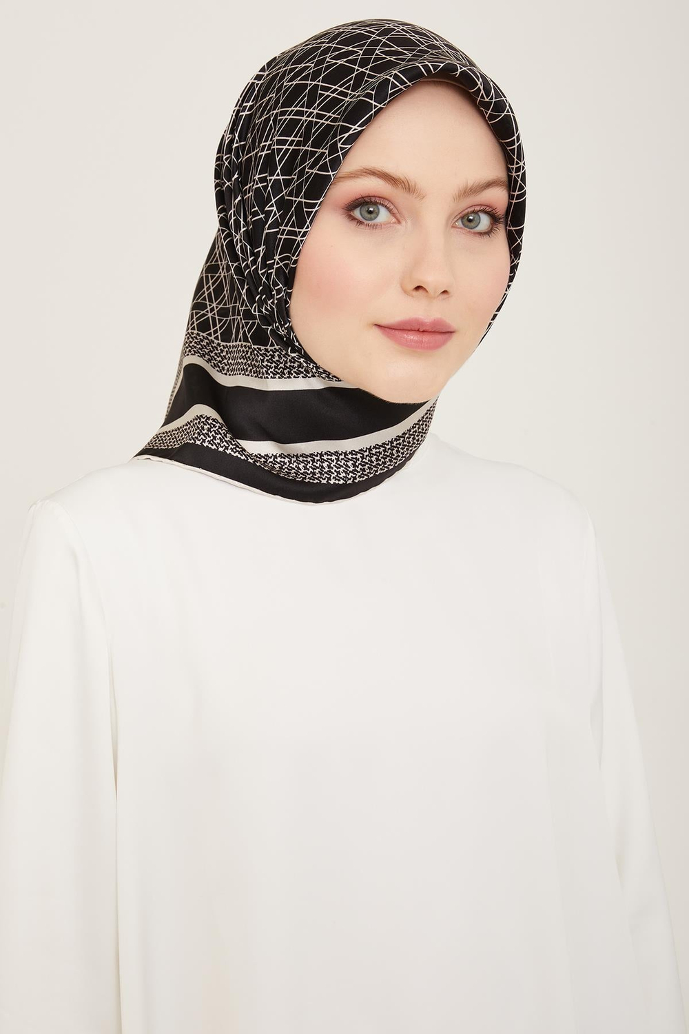 Armine İpek Eşarp 2024 Yaz - 9167-01 Sura