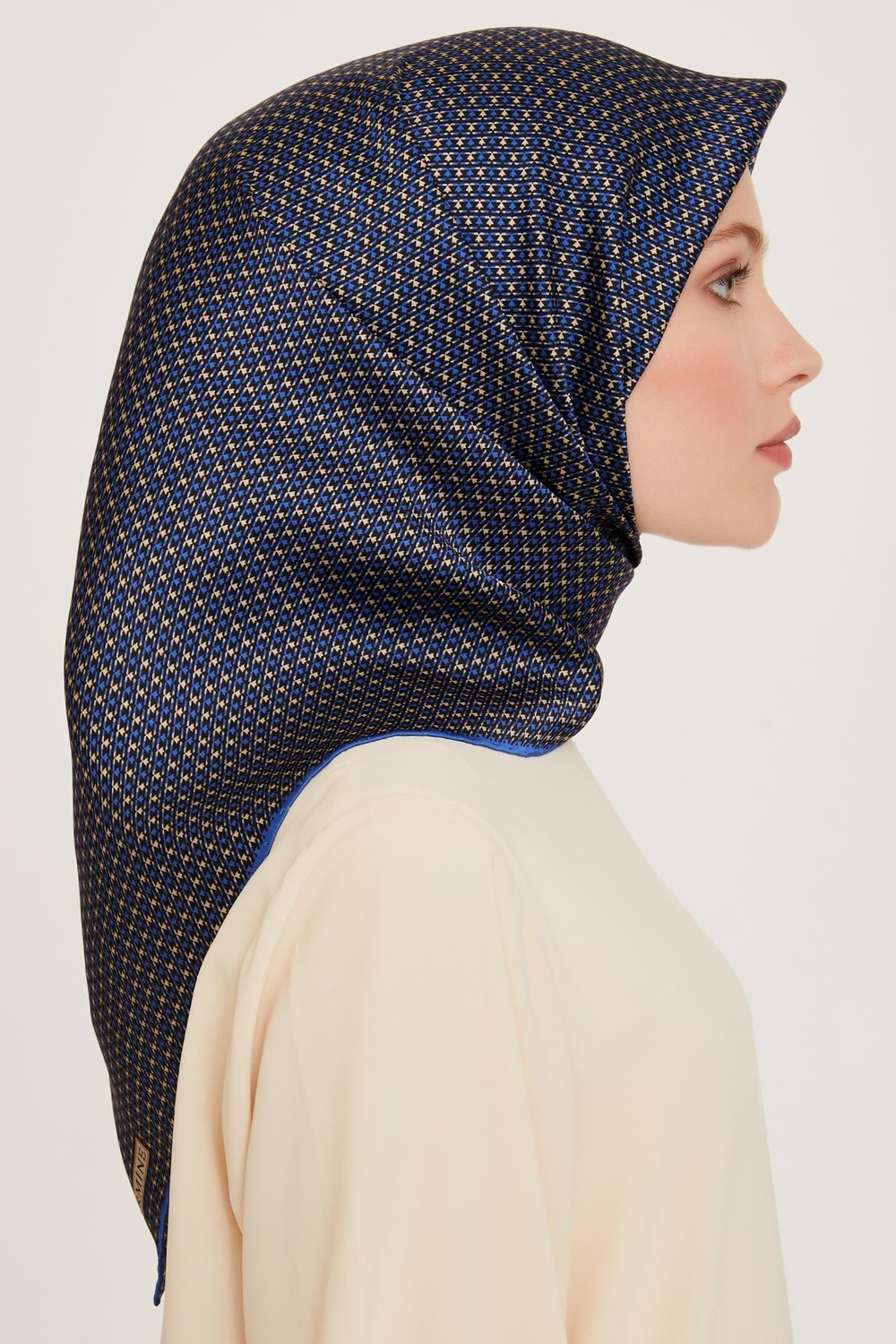 Armine İpek Eşarp 2025 Kış - 9210-80 Saks Twill