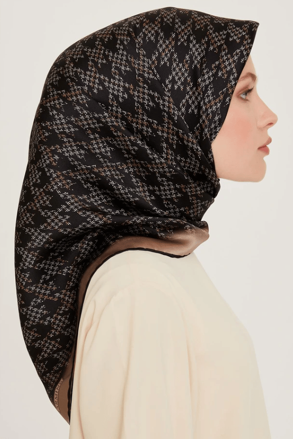 Armine İpek Eşarp 2025 Kış - 9239-81 Siyah Vizon Twill