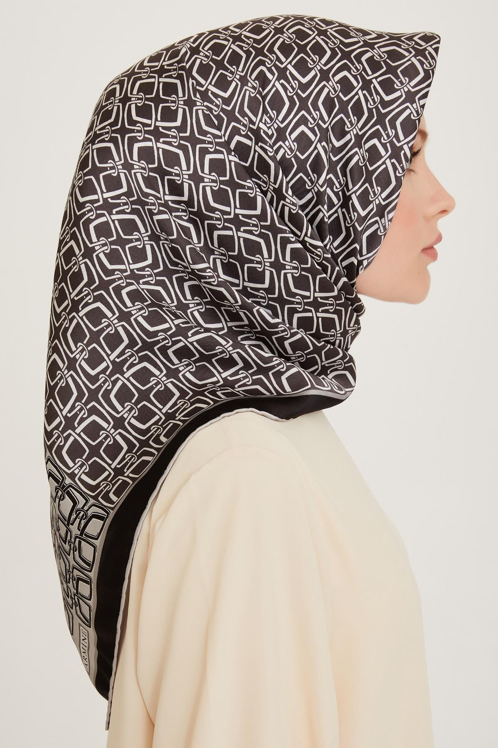 Armine İpek Eşarp 2025 Kış - 9248-05 Siyah Gri Twill
