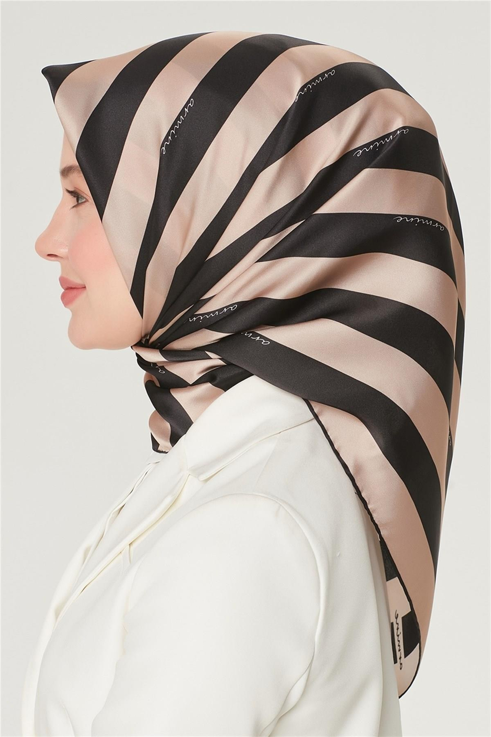 Armine İpek Eşarp Nostalji - 8504-03 Siyah Vizon Twill