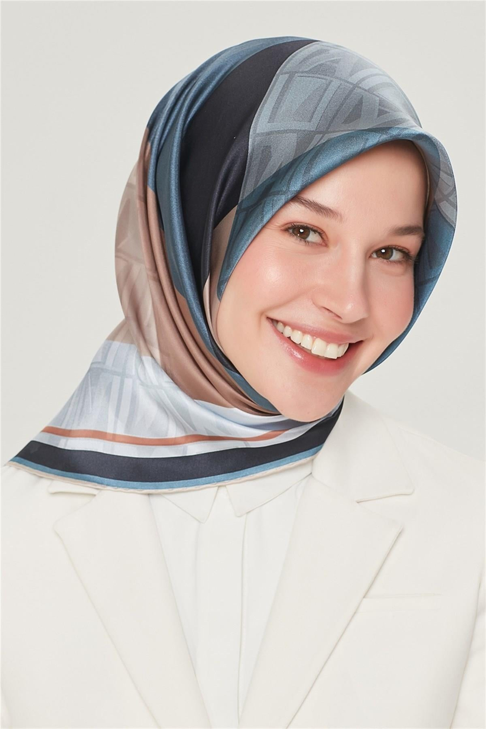 Armine İpek Eşarp Nostalji - 8516-31 Lacivert Mavi Twill