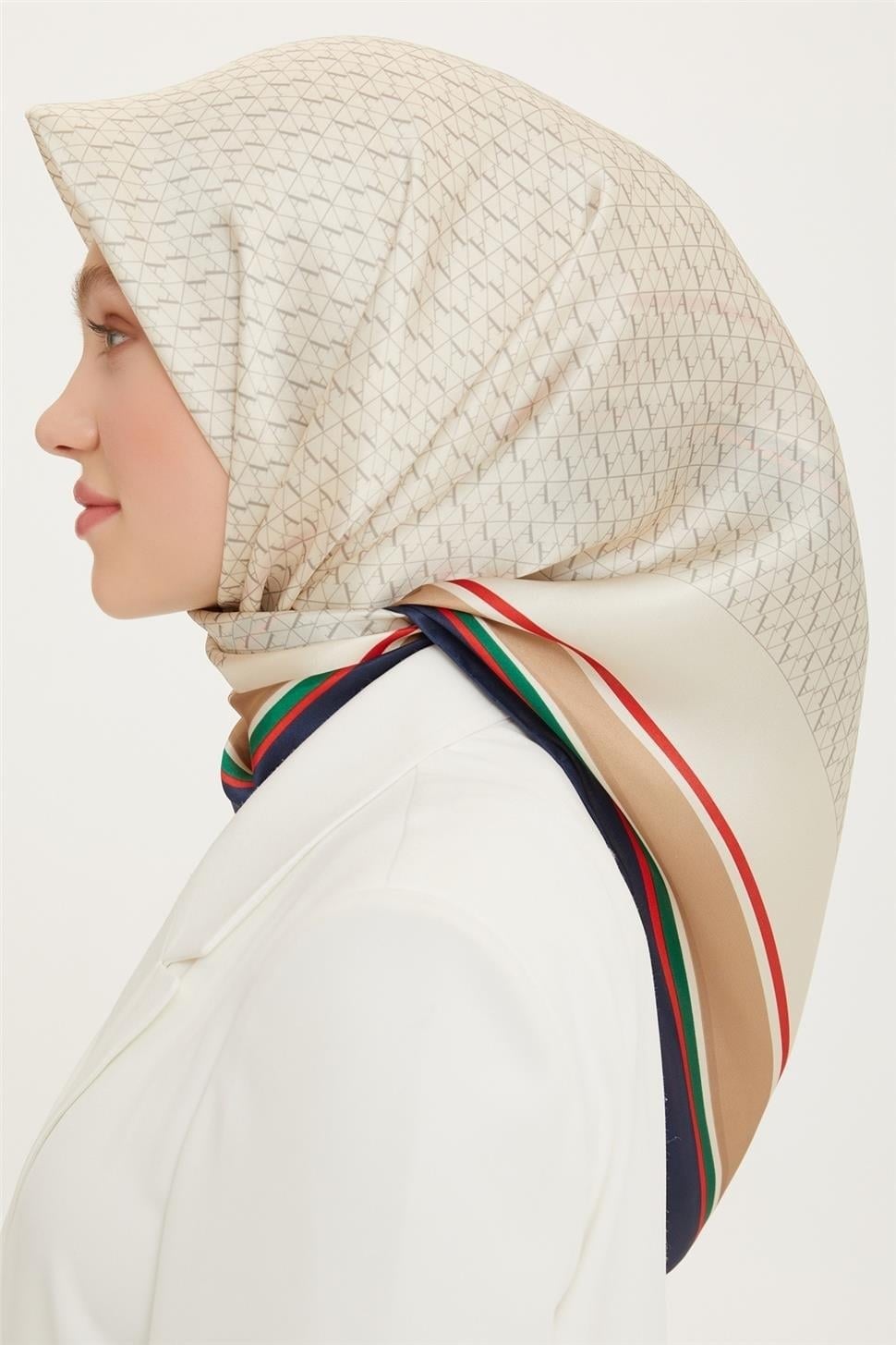 Armine İpek Eşarp Nostalji - 8724-04 Krem Lacivert Twill