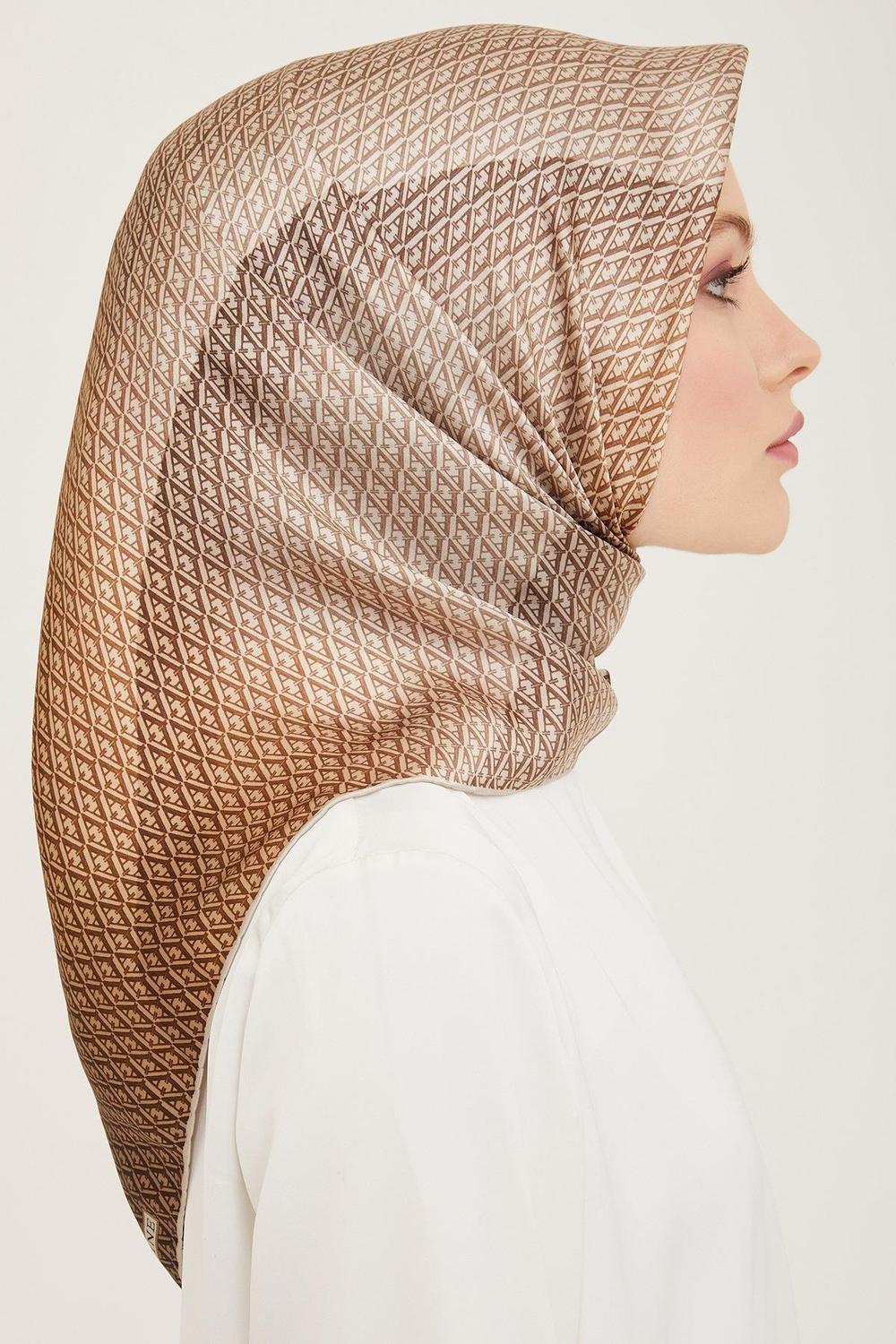 Armine İpek Eşarp Nostalji - 9104-81 Camel Twill