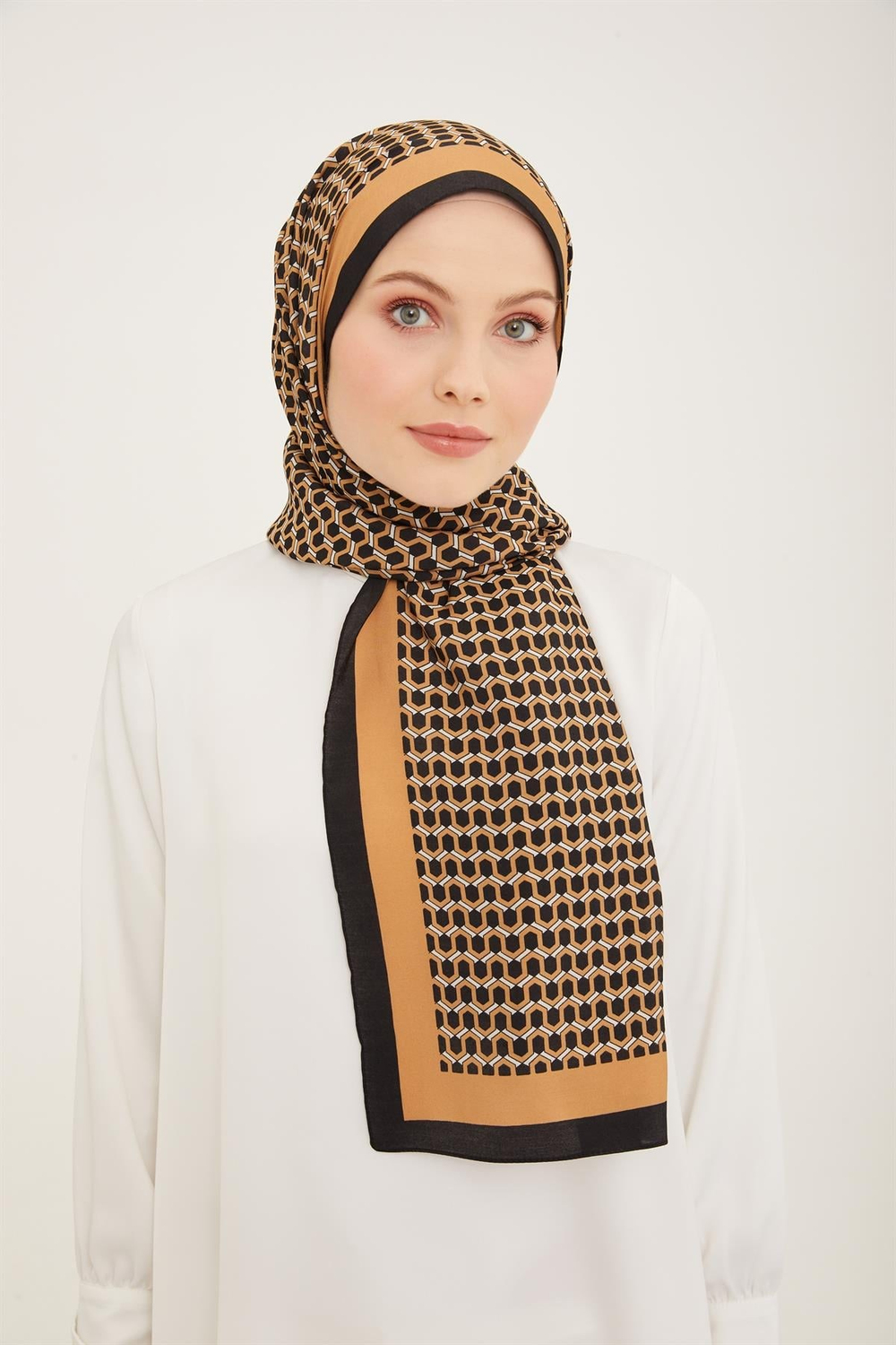 Armine Modal Şal - 4714-15 Siyah Camel