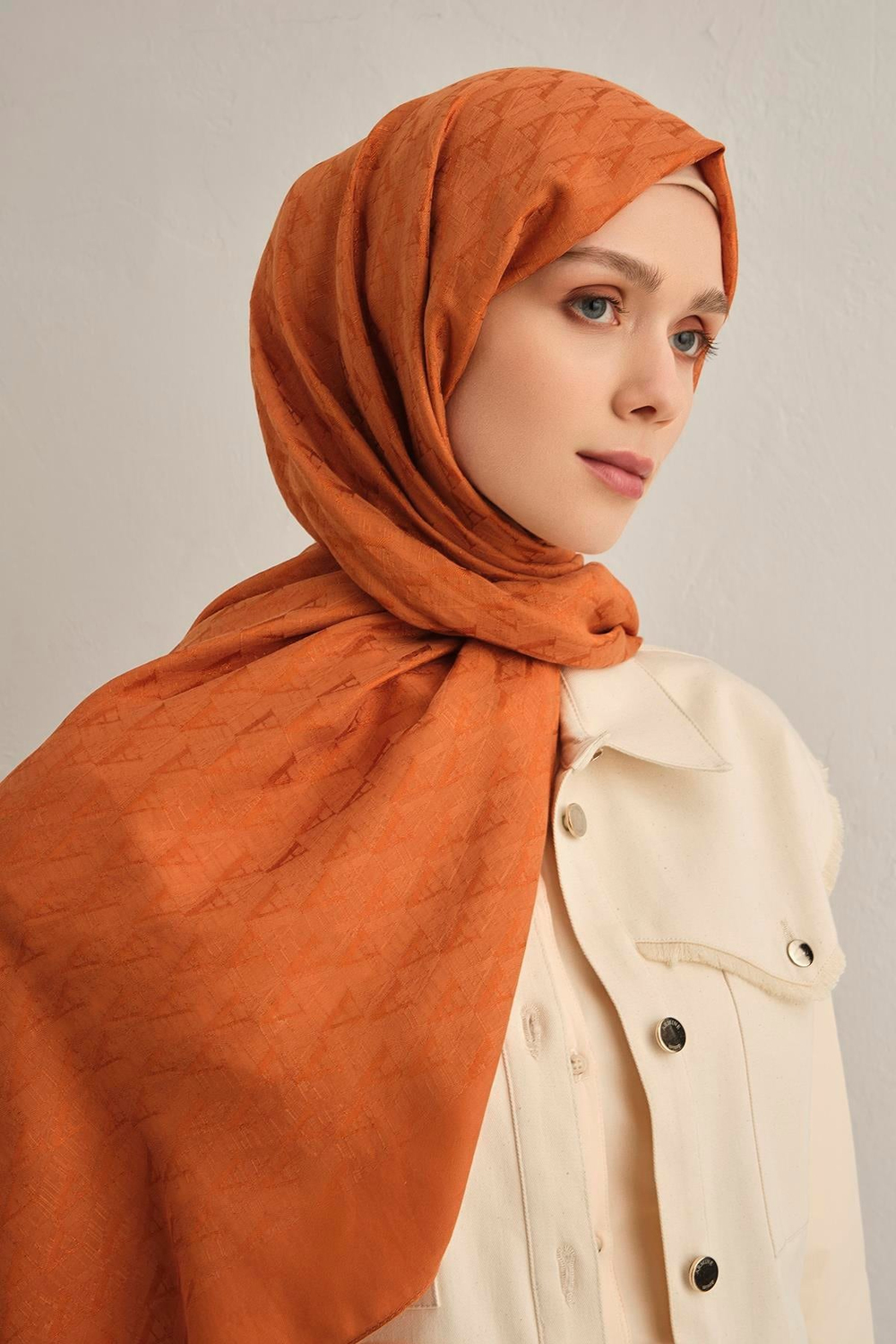Armine Pamora Şal - Monogram Desenli 3 - Turuncu 43