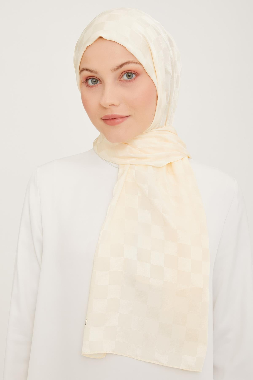 Armine Trend Diamond Şal - 2 - Bej 1862