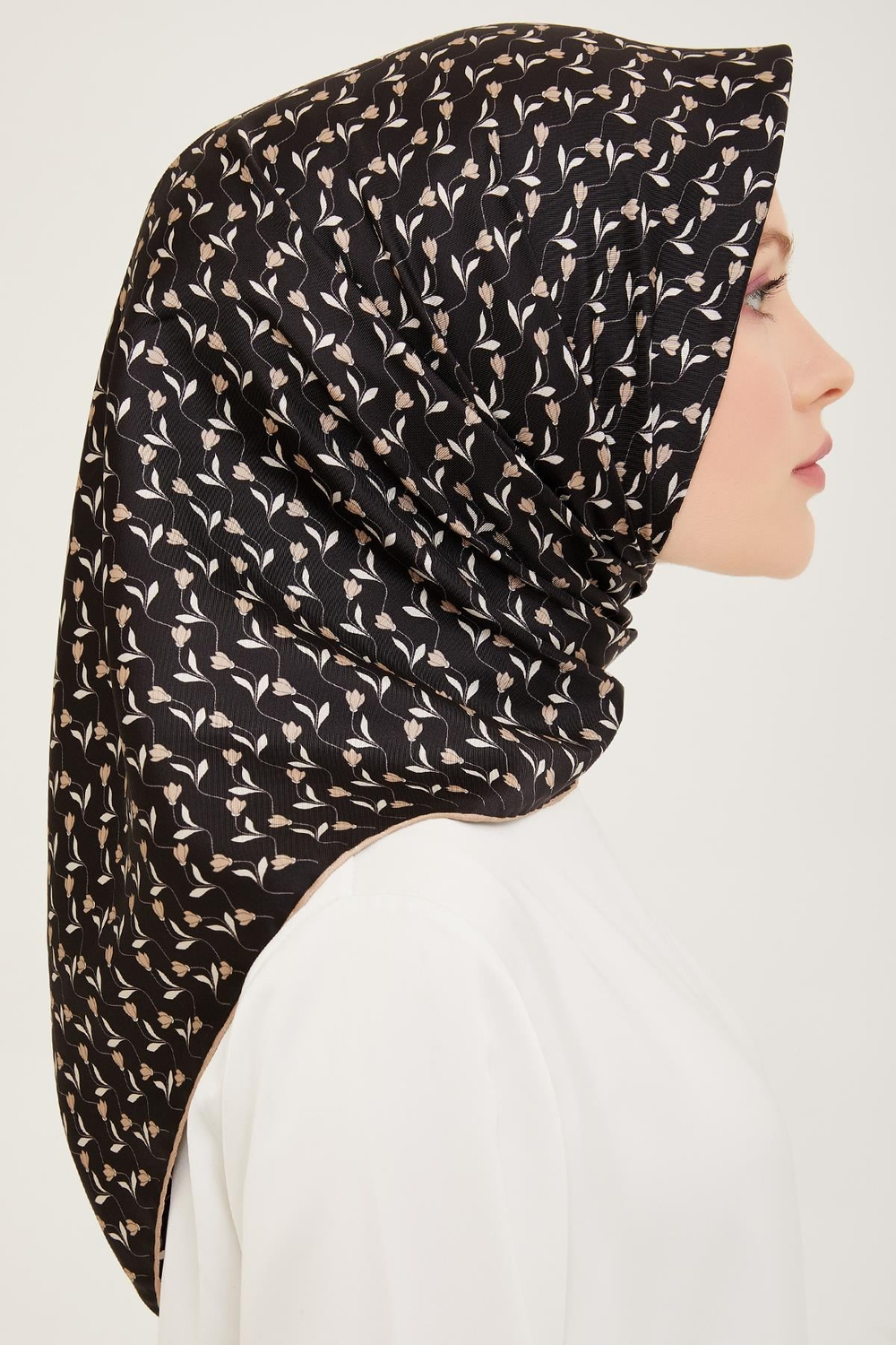 Belli İpek Eşarp - 4001-81 Siyah Vizon Twill