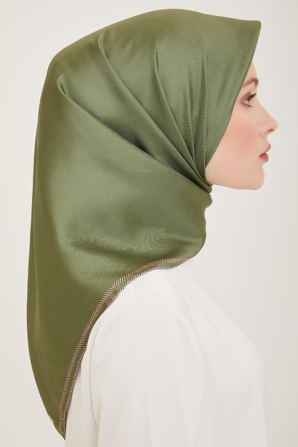 Belli İpek Eşarp - 4009-03 Yeşil Twill