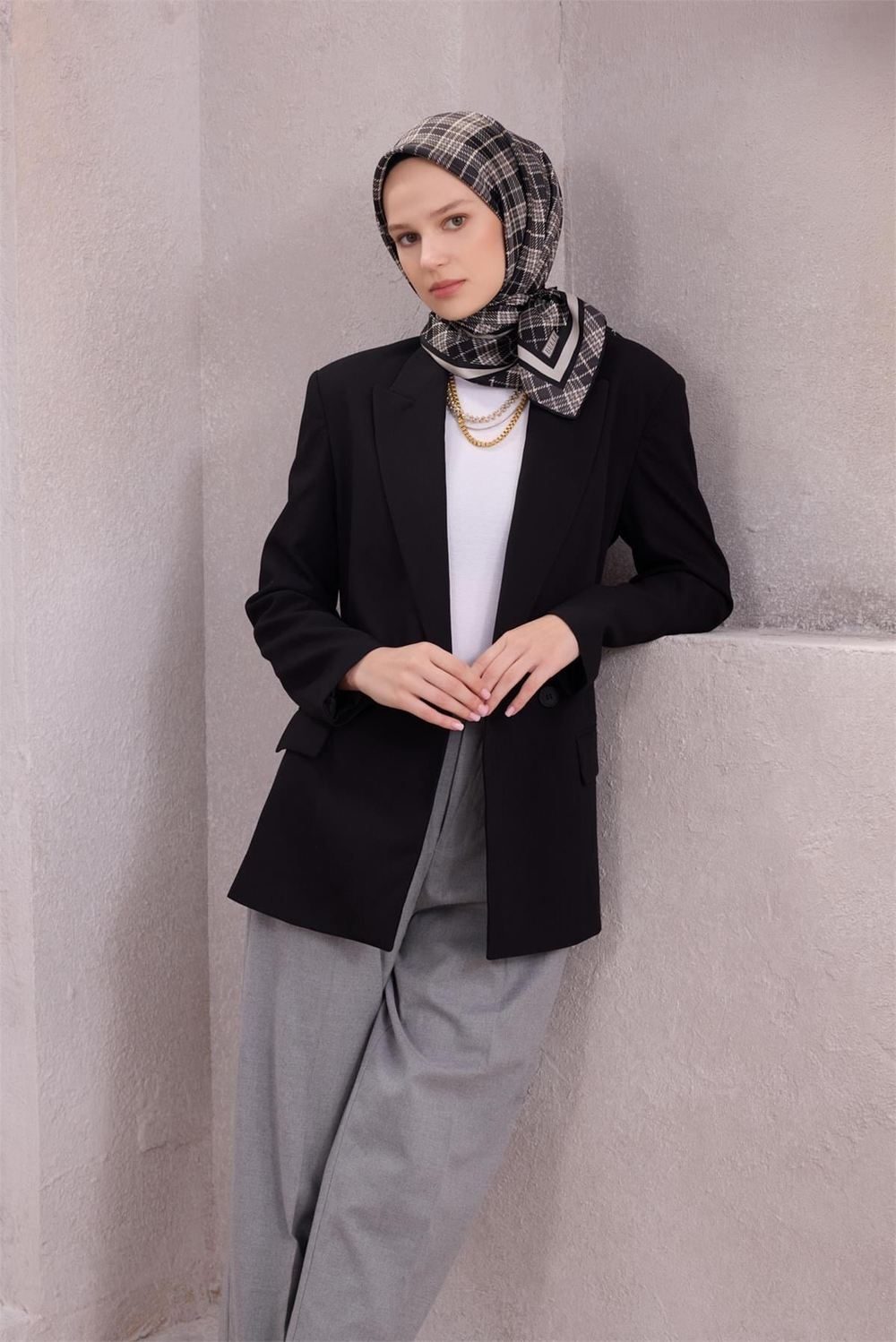 Belli Twill İpek Eşarp - 4218-88 Siyah Füme