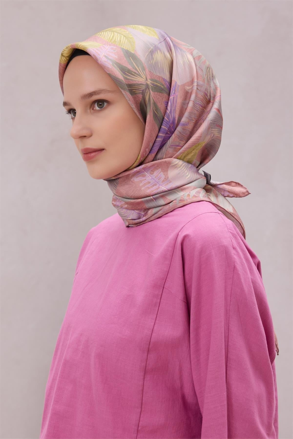 Belli İpek Eşarp - 4225-55 Somon Twill
