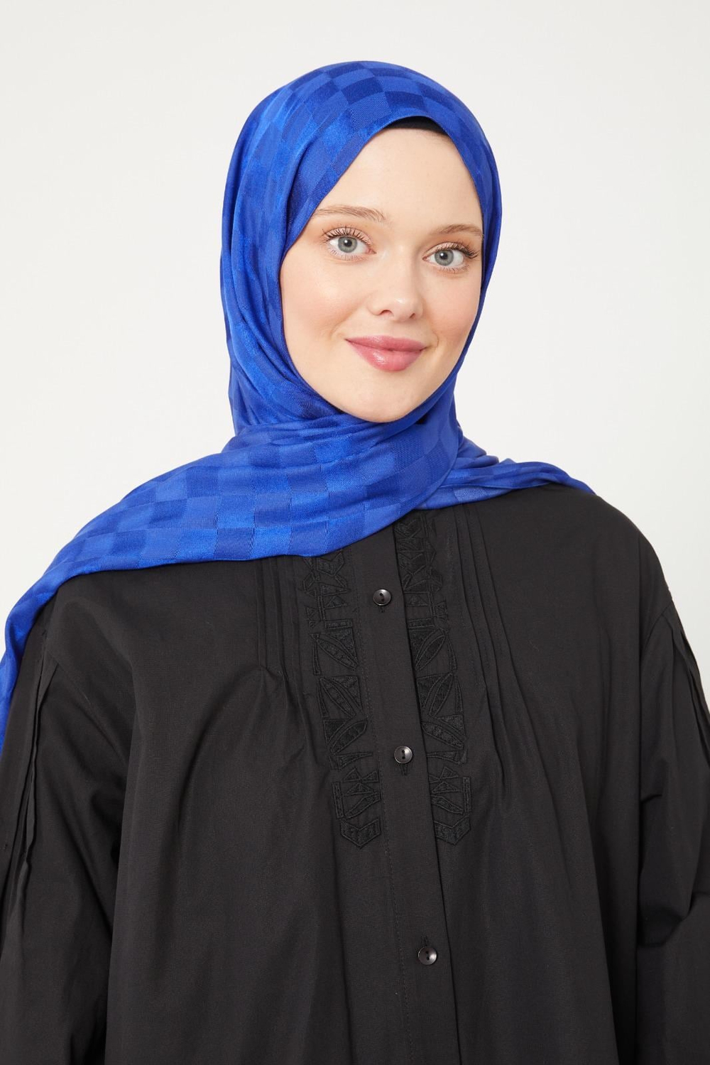 Levidor Jakarlı Şal - Dama - Saks