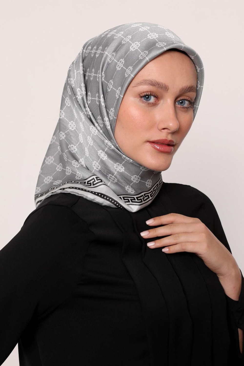 Levidor Kristal Eşarp - 1425 - Gümüş