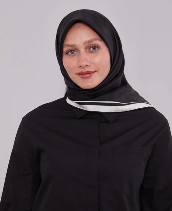 Levidor Twill İpek Eşarp - Monogram - Siyah Beyaz