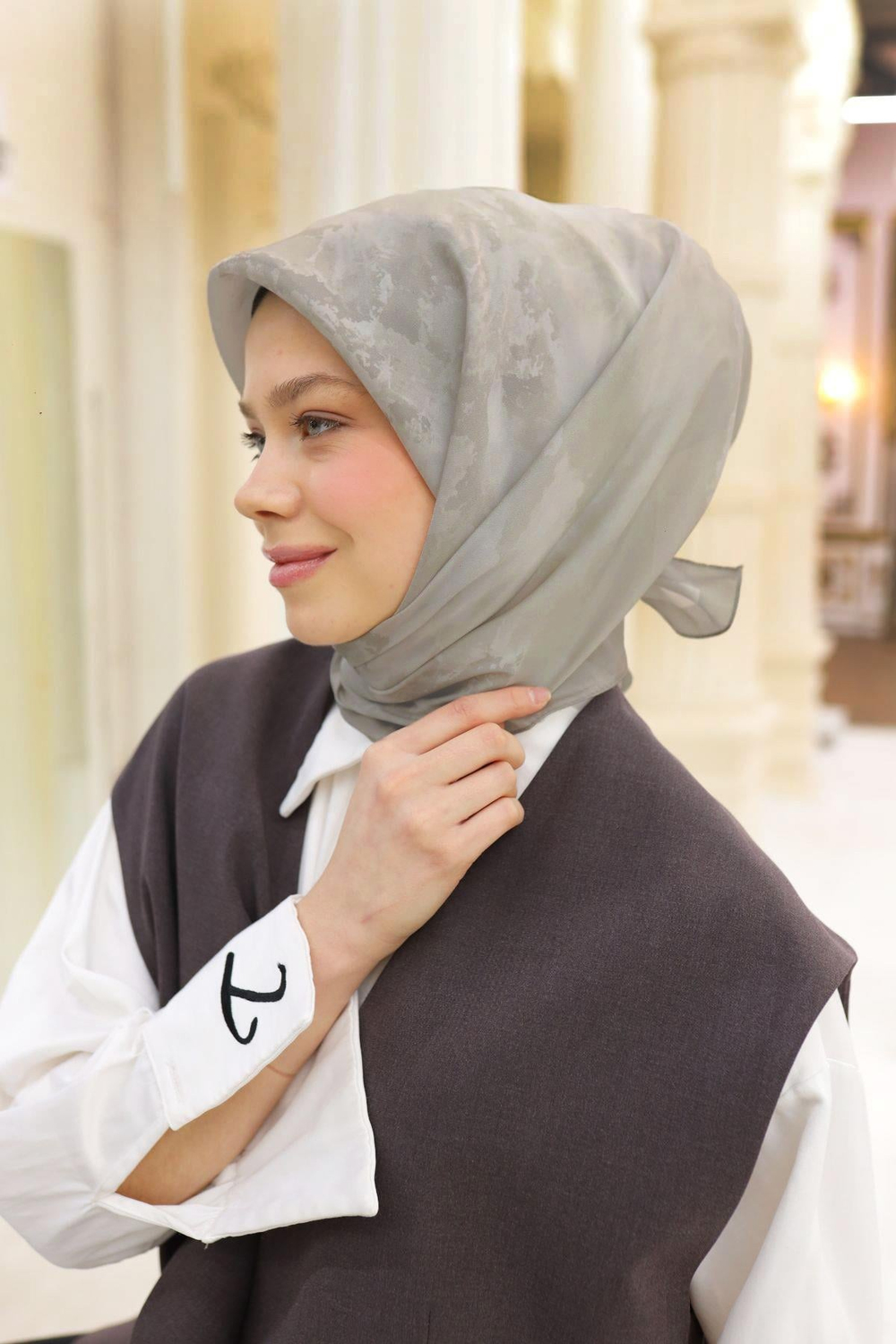 Silk Home Desenli Shiny Eşarp - 8647 - Açık Taş