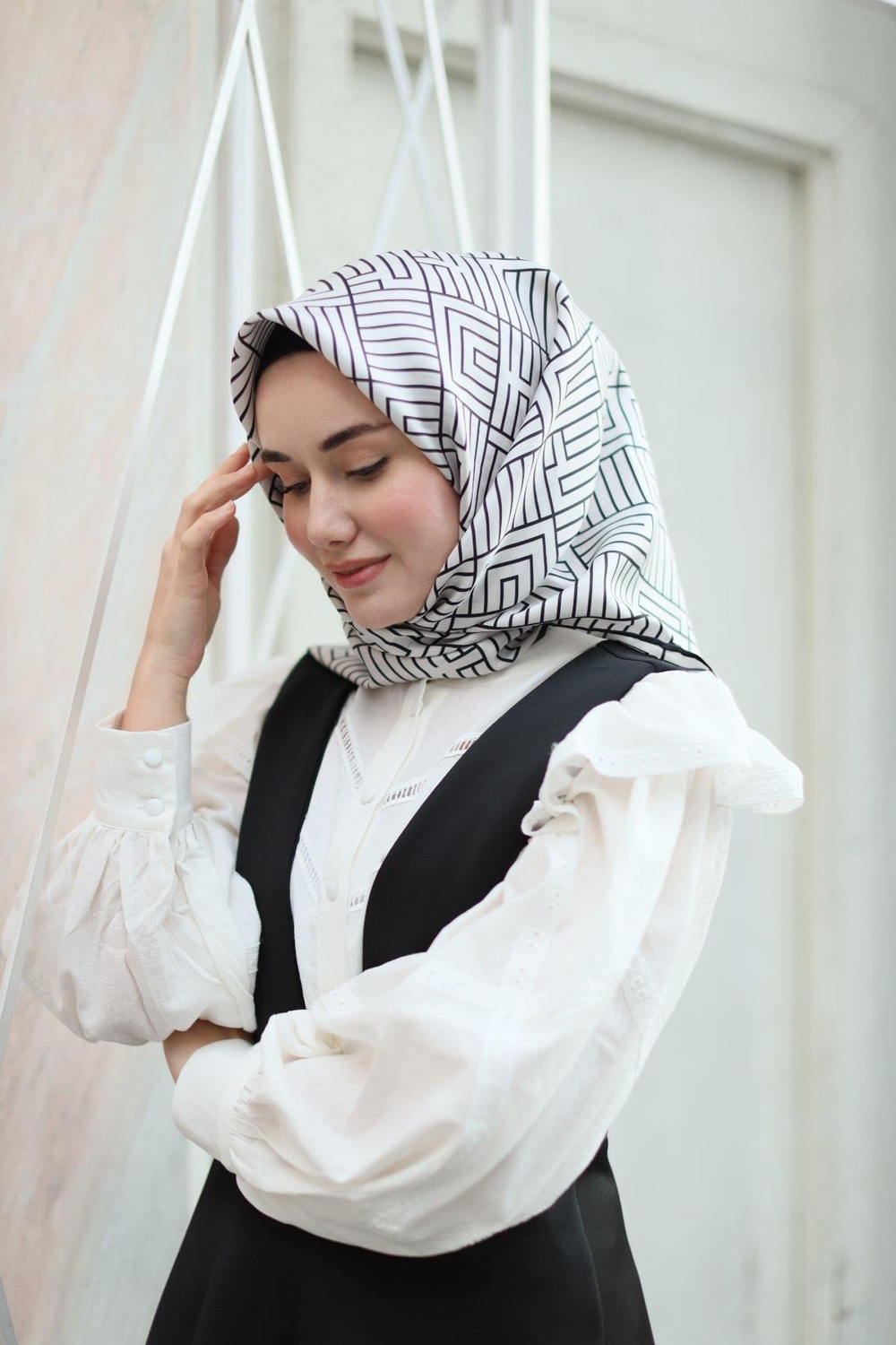 Silk Home Twill İpek Eşarp - 11390-02 Krem Siyah
