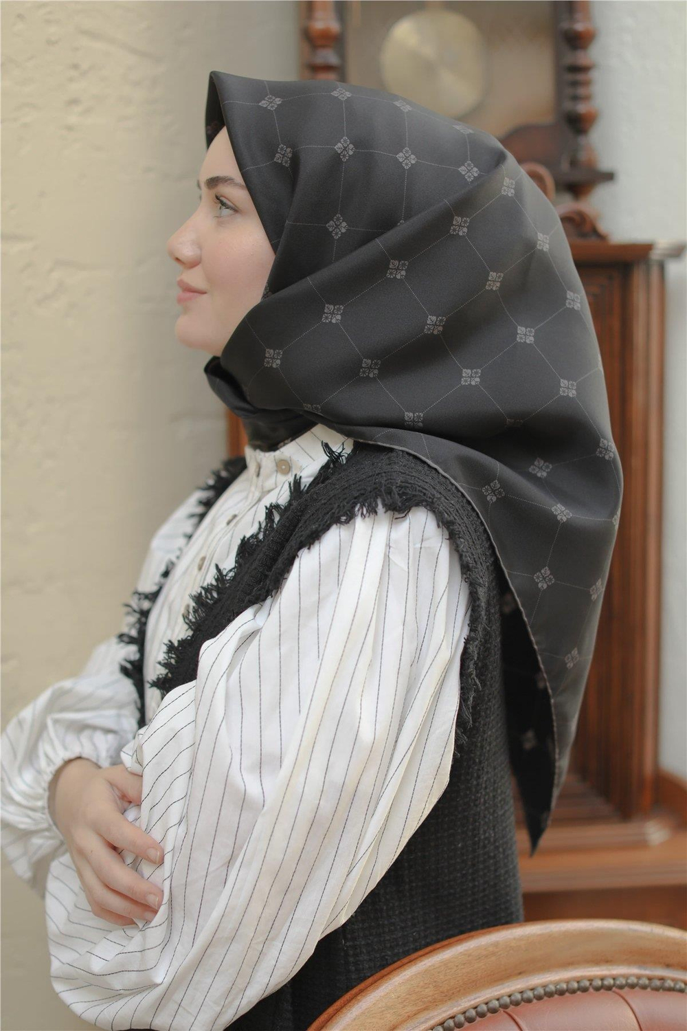Silk Home Twill İpek Eşarp - 11392-02 Siyah Gri