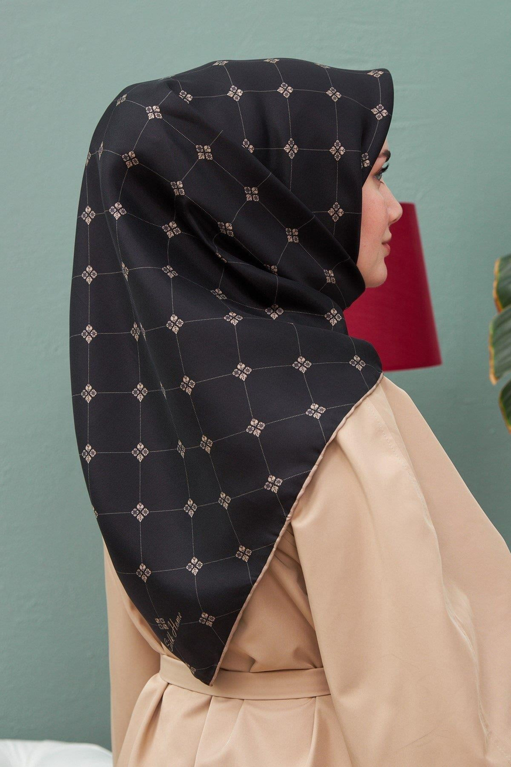 Silk Home Twill İpek Eşarp - 11392-31 Siyah Vizon