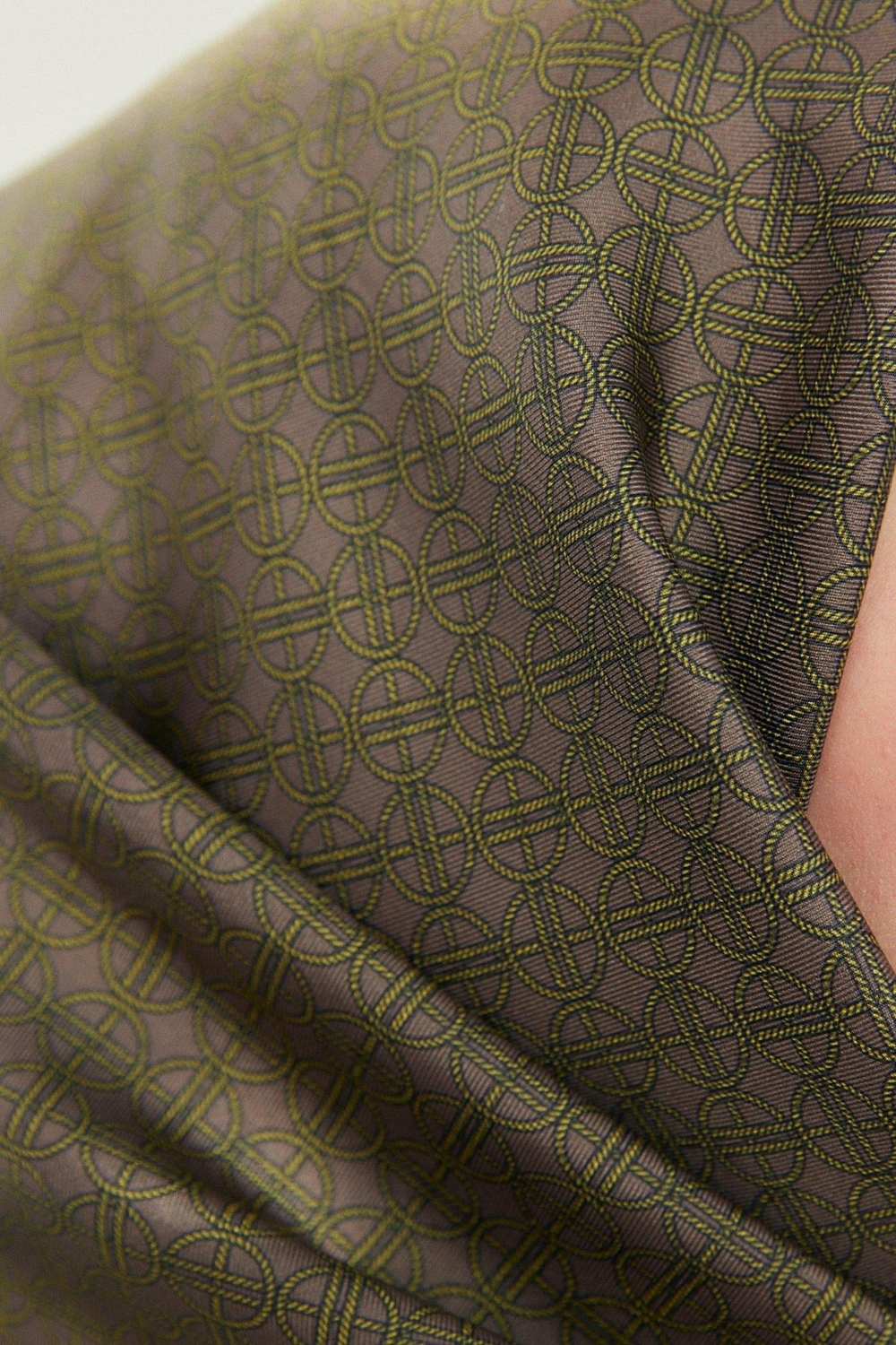 Silk Home Twill İpek Eşarp - 11414-05 Yağ Yeşili