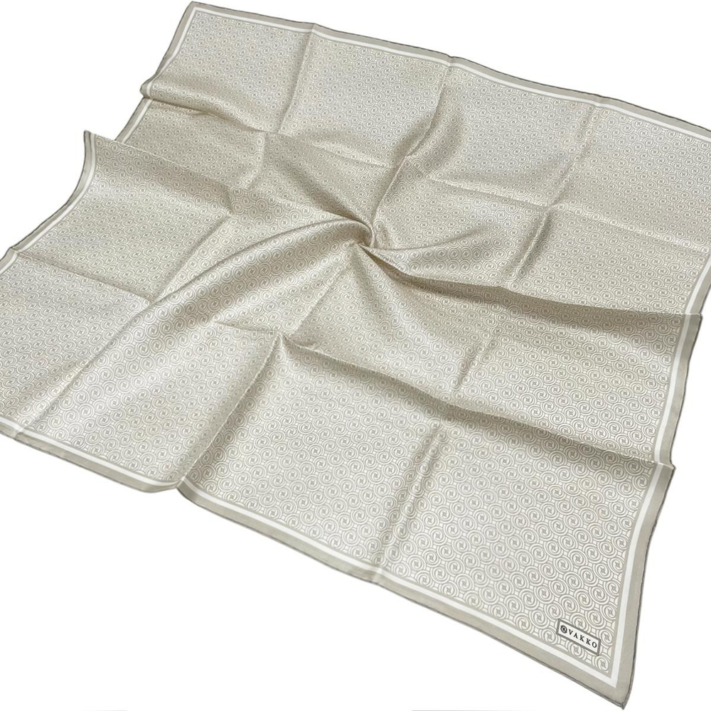 Vakko Twill İpek Eşarp - Helezon Monogram - Bej