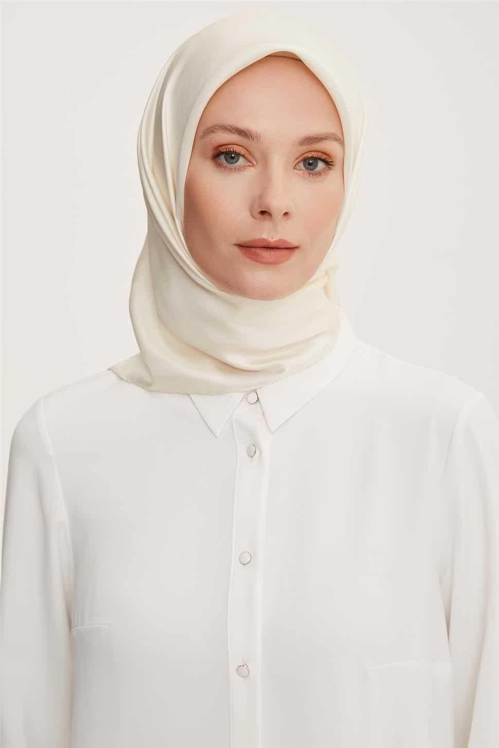 Armine Düz İpek Eşarp - 67 Ekru Twill