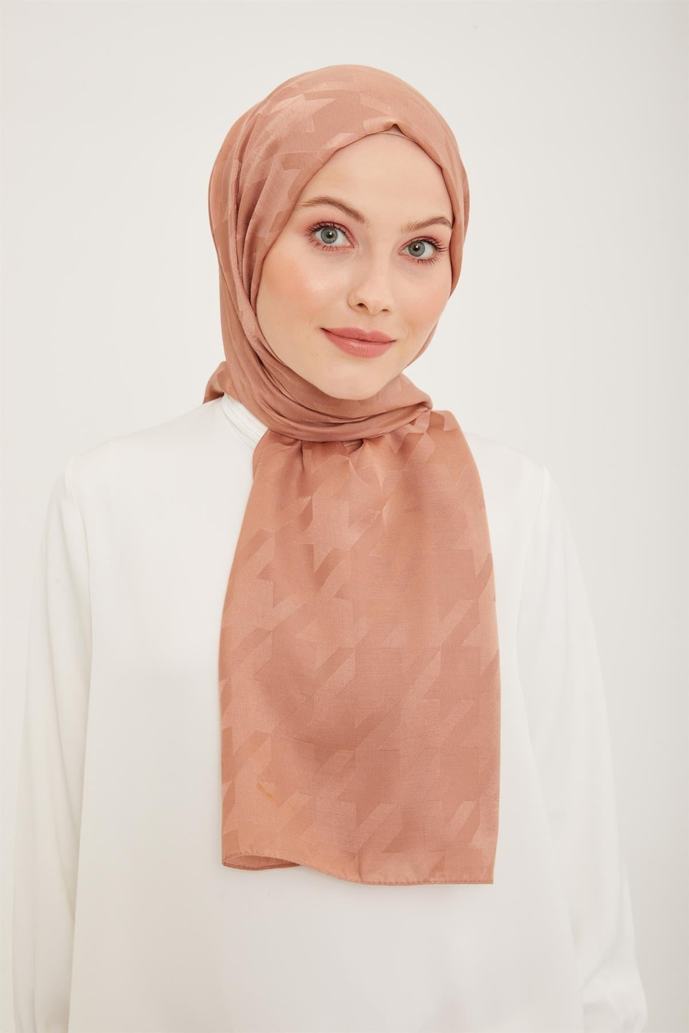 Armine Trend Ruby Şal - 2 - Sütlü Kahve 106
