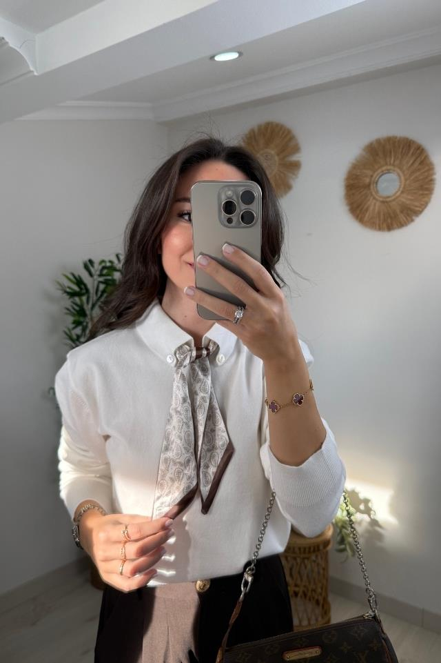 FULARLI POLO YAKA TRİKO - EKRU